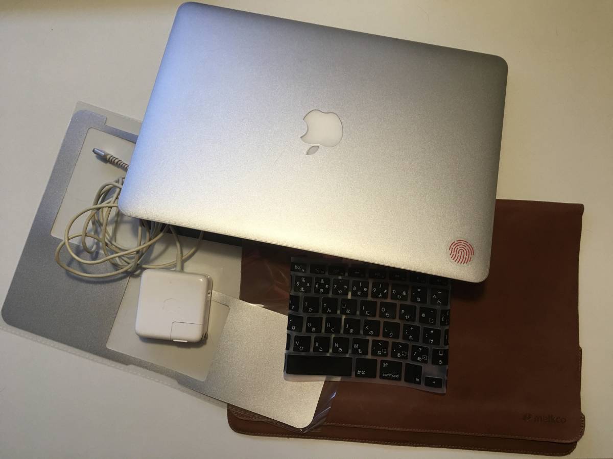 お得，品質保証 【美品・付属品沢山】MacBook Air 13インチ/ Early 