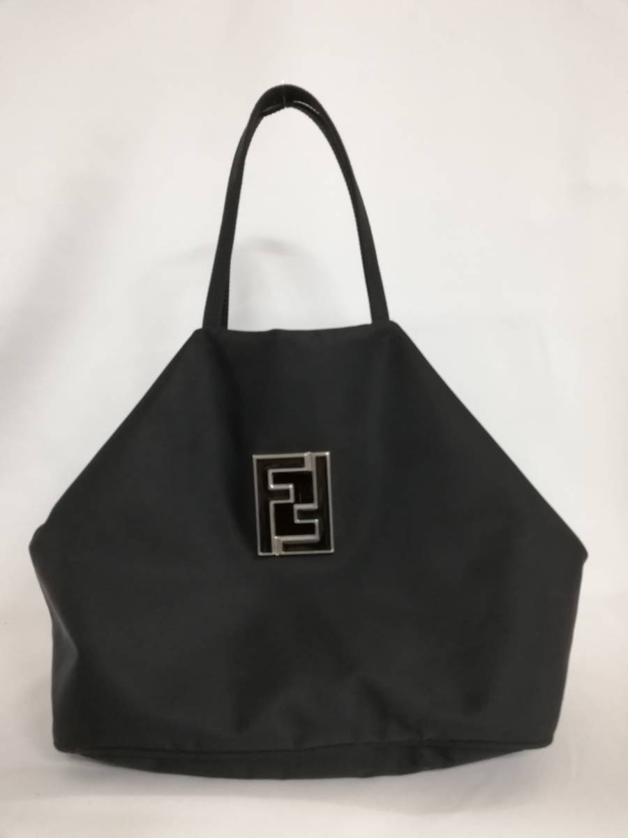 FENDI ナイロン フェンディ ブラック ハンドバッグ Fendi トートバッグ