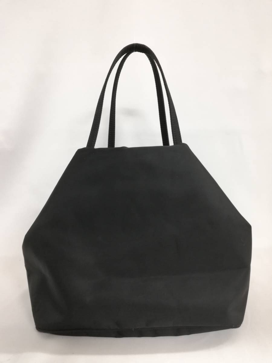 FENDI ナイロン フェンディ ブラック ハンドバッグ Fendi トートバッグ
