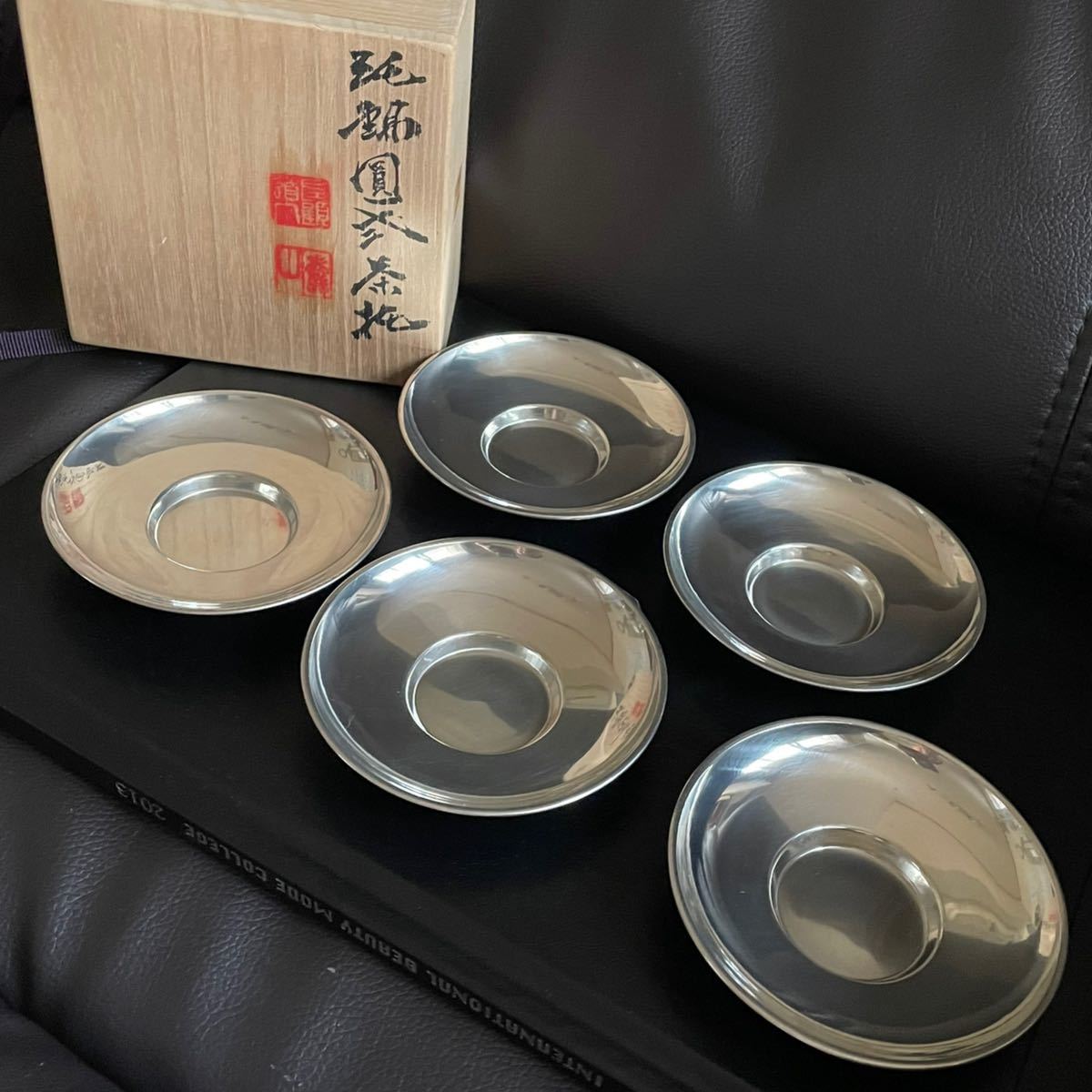 煎茶道具　純錫　静寿居蔵苑造　茶壷　茶心壷　218g　仕覆　共箱　M　R6297 煎茶道具 純錫 茶托 静寿居 蔵苑 茶道具 共箱 七宝 托 ちゃ