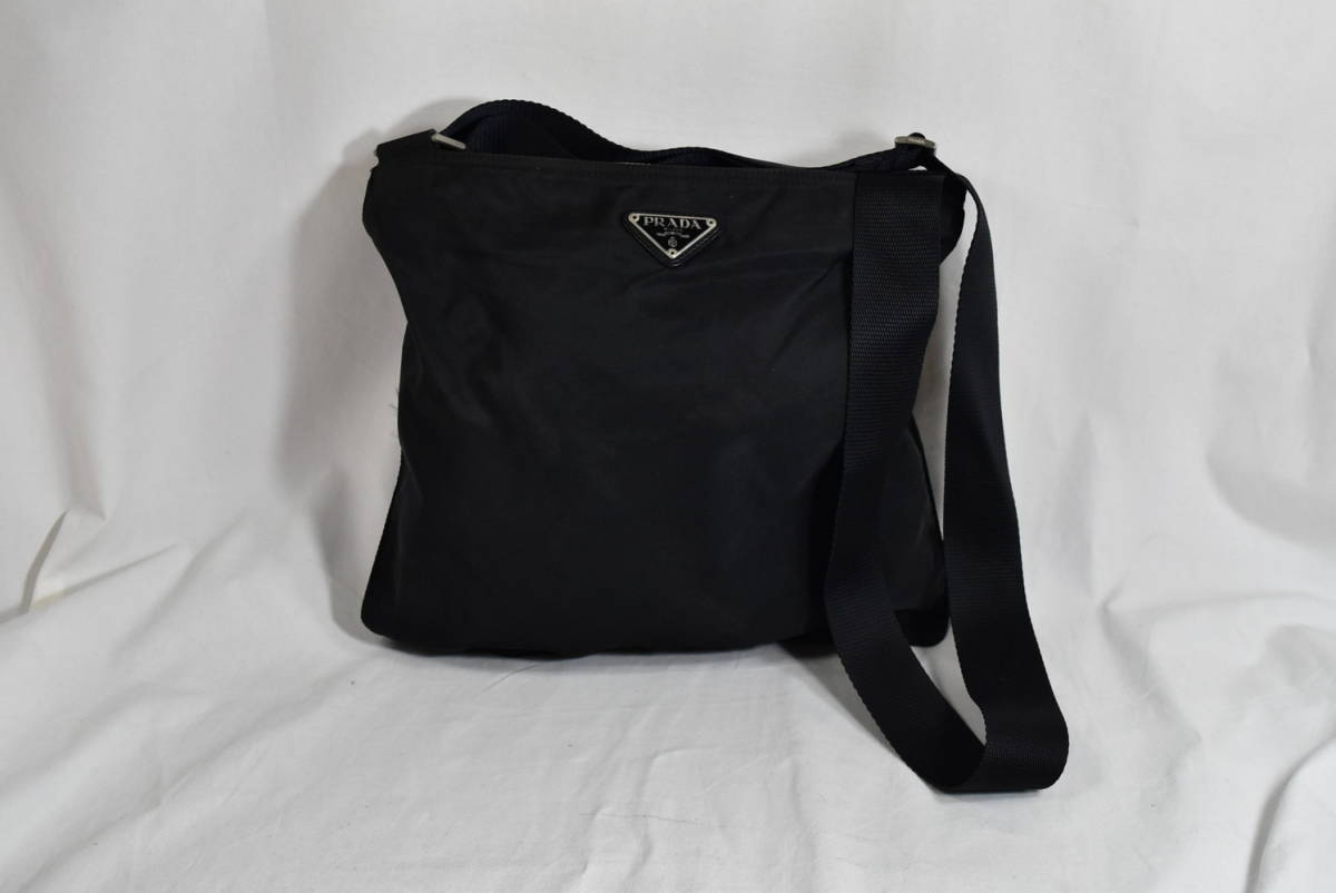 ショルダーバッグ プラダ ナイロン PRADA ブラック PRADA(プラダ) ロゴ 