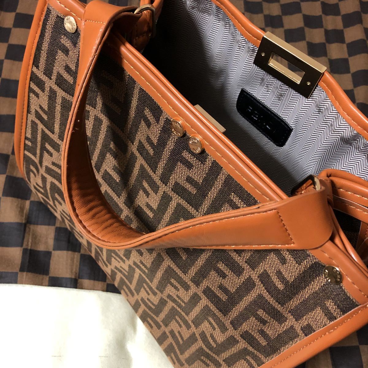 FENDI フェンディ ズッカ柄 ブラウン ハンドバッグ トートバッグ