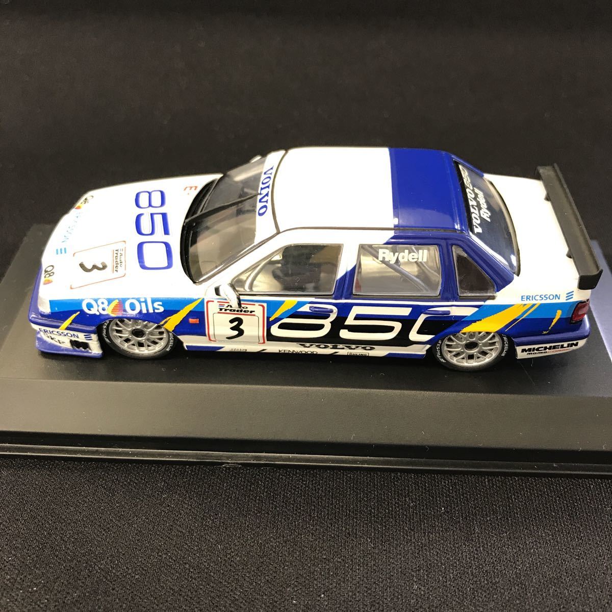 IG0043 1/18 Nissan Skyline 2000 GT-R (KPGC10) イグニッションモデル 