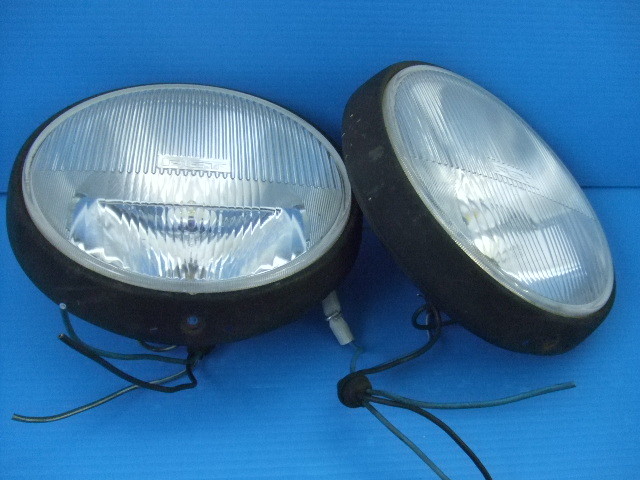 ほぼ新品 FET W反射 ツインバルブ ランドマスター190 フォグランプ