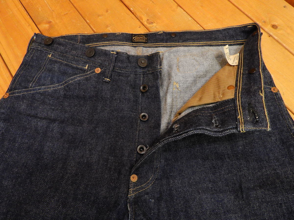B132R020] フィグベル Phigvel デニムパンツ ジーンズ シンチバック 