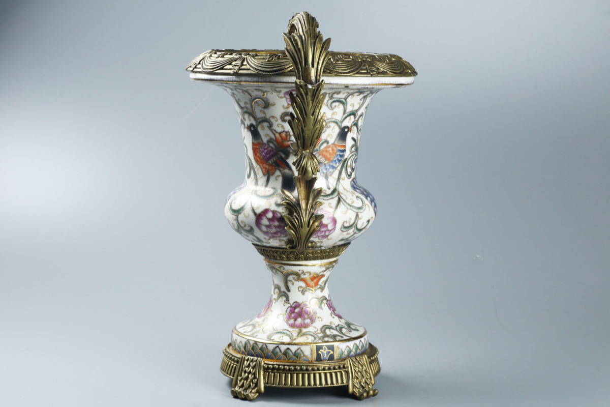 昊】古伊万里 元禄伊万里 真鍮装飾花瓶 ヨーロッパ里帰り品 色絵金彩