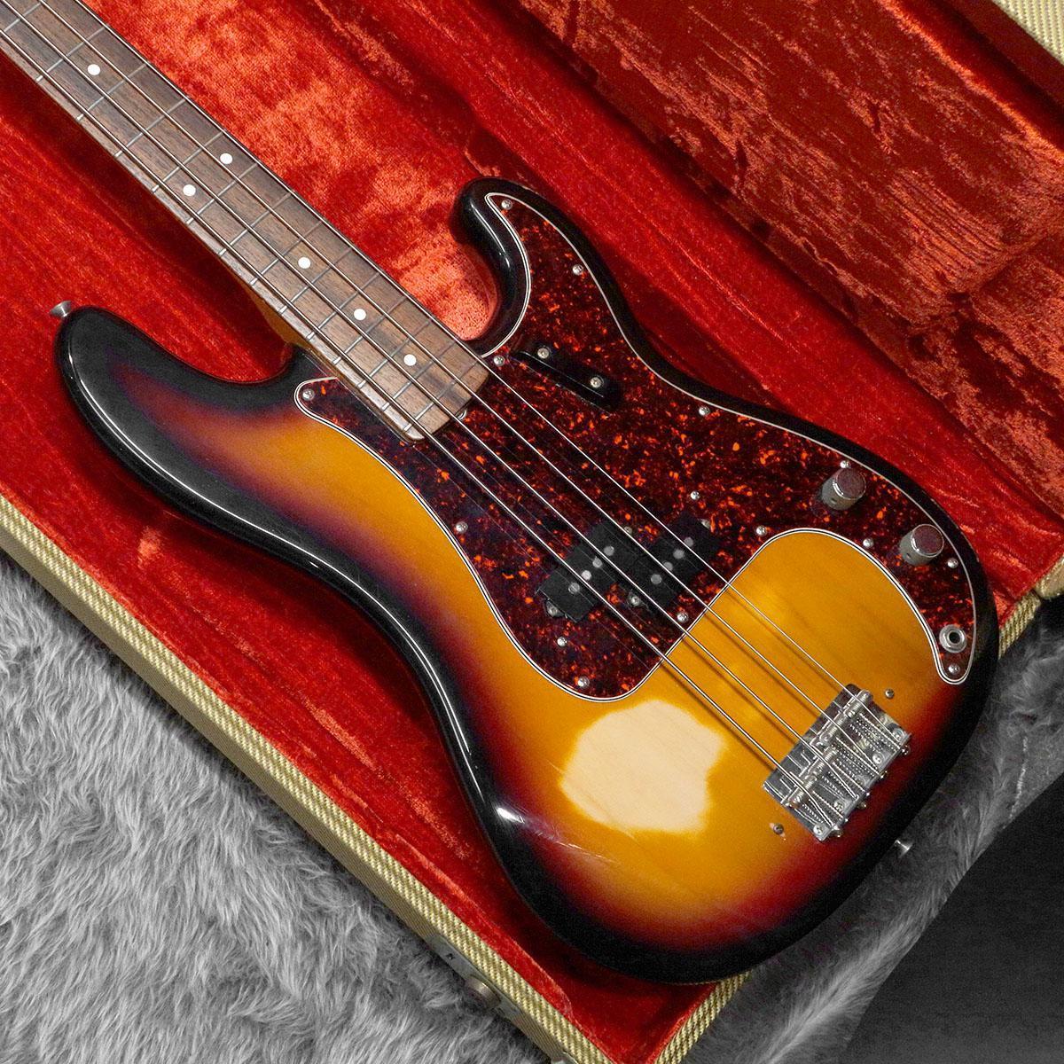 中古品 Fender USA American Vintage 62 Precision Bass RW 3-Color 
