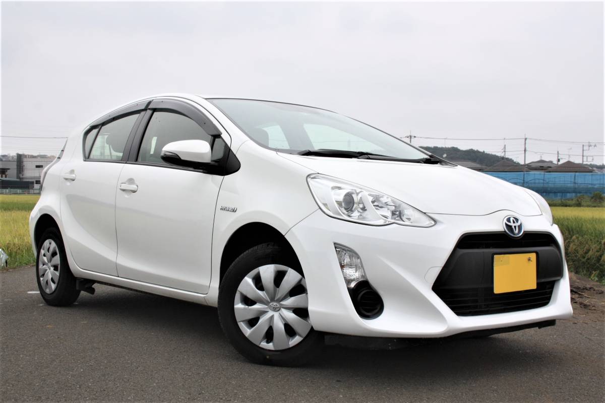 注目！車検2年付き　アクア　ナビ　TV　ECO 