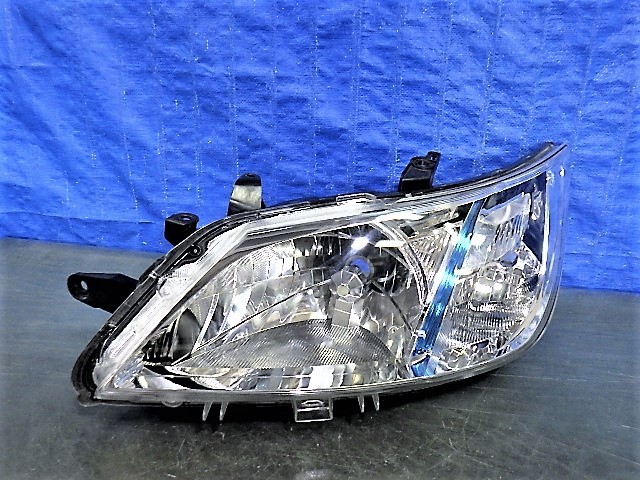 正規品，低価 1295 エクシーガ YA4 YA5 前期 左ライト HID 1833 美品