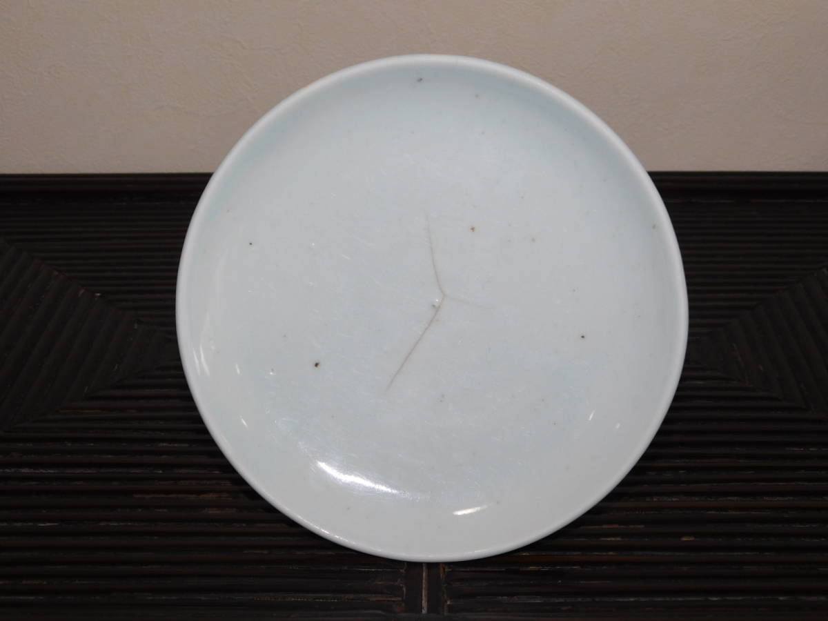 灰青釉 高台皿（磁器質）（李朝祭器系） 青白色の肌が美しい李朝白磁祭器台皿 - 古美術 | boutique