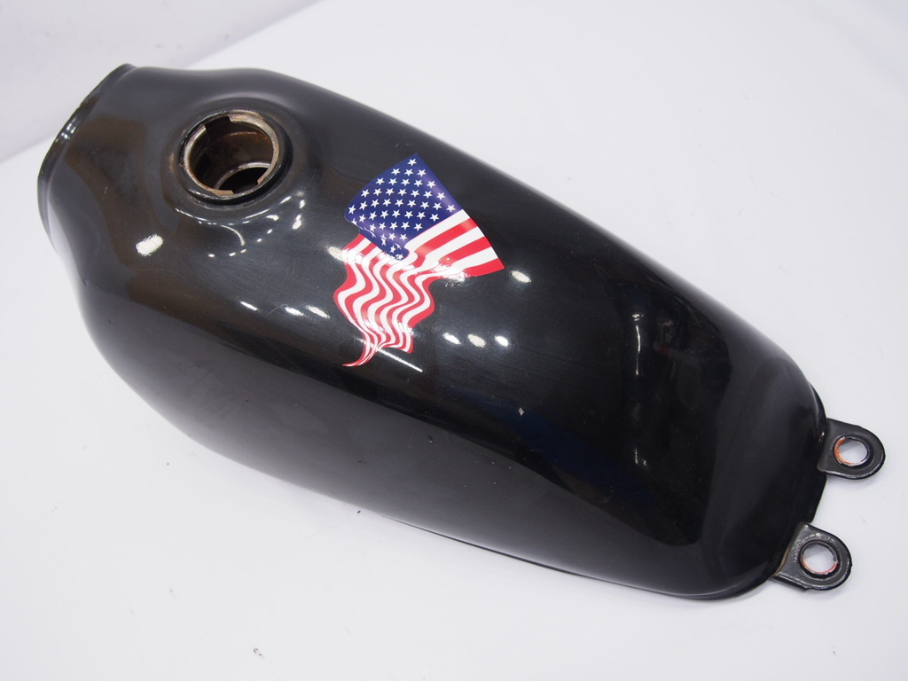 グラストラッカー.純正ガソリンタンク..フューエルタンク.燃料タンク