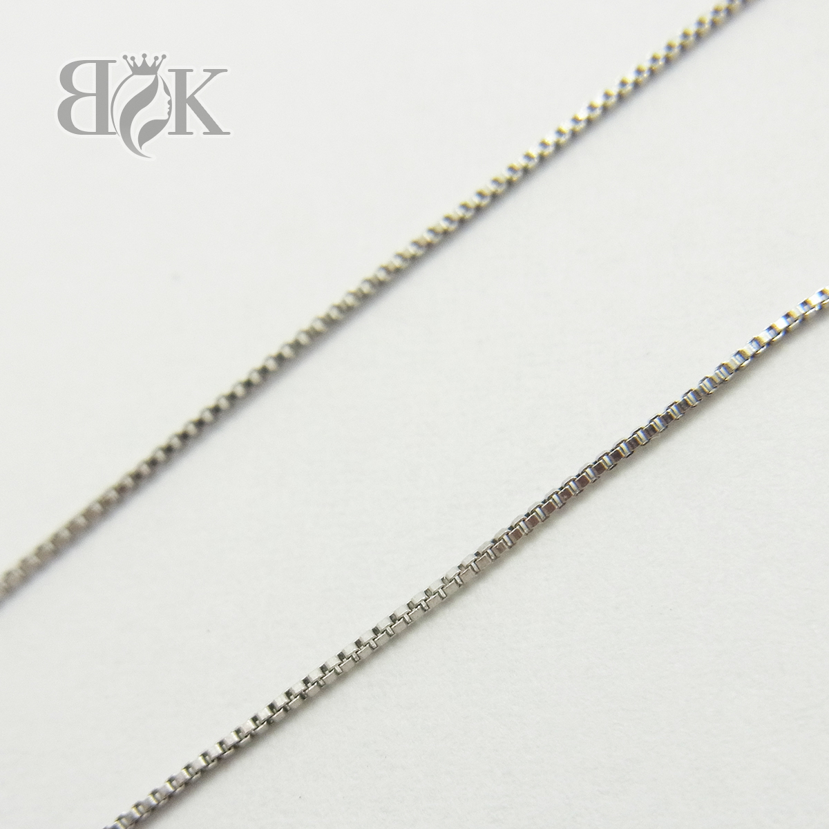 PT850 細ベネチアンネックレス 1g 長さ：約40.5cm 幅:約0.4mm 
