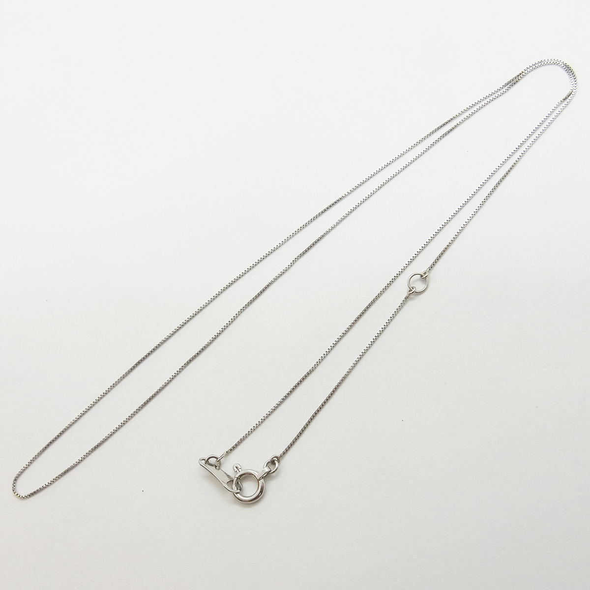 PT850 細ベネチアンネックレス 1g 長さ：約40.5cm 幅:約0.4mm 