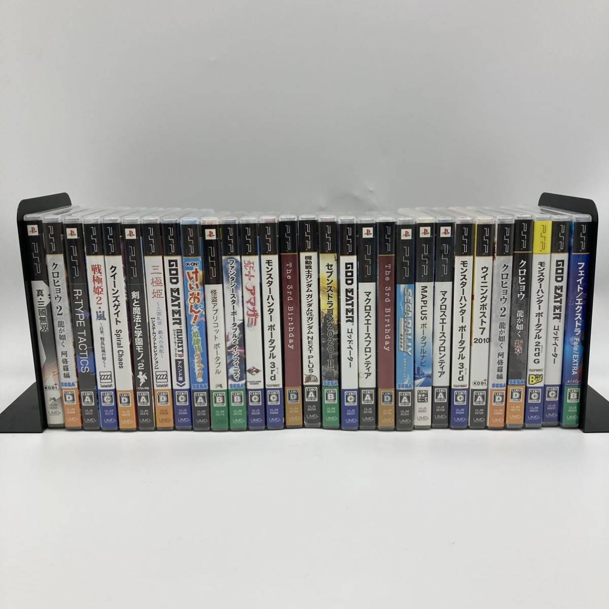 PSP まとめ売り ソフト 動作未確認 約100個 動作 ソフトまとめジャンク