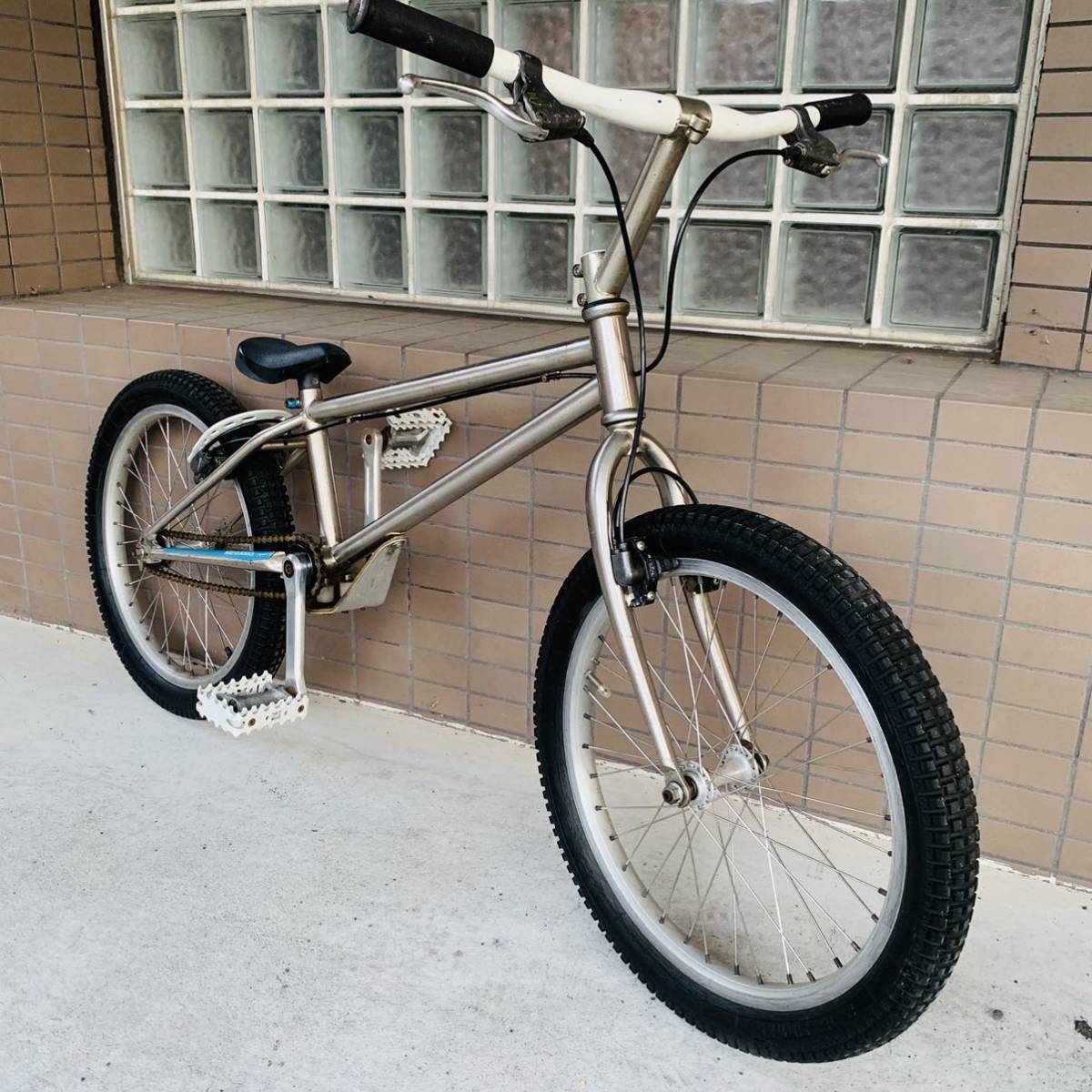 MEGAMO 20インチトライアル自転車 ジャンク