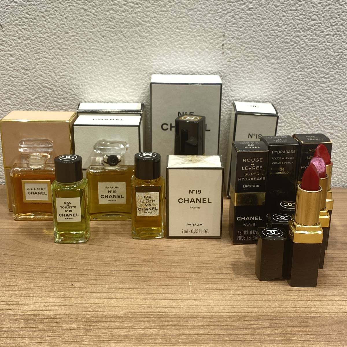 シャネル 香水 3本セット Coco No.5 アリュール CHANEL シャネル No.19 No.5 アリュール COCO等々 香水 色々14点セット