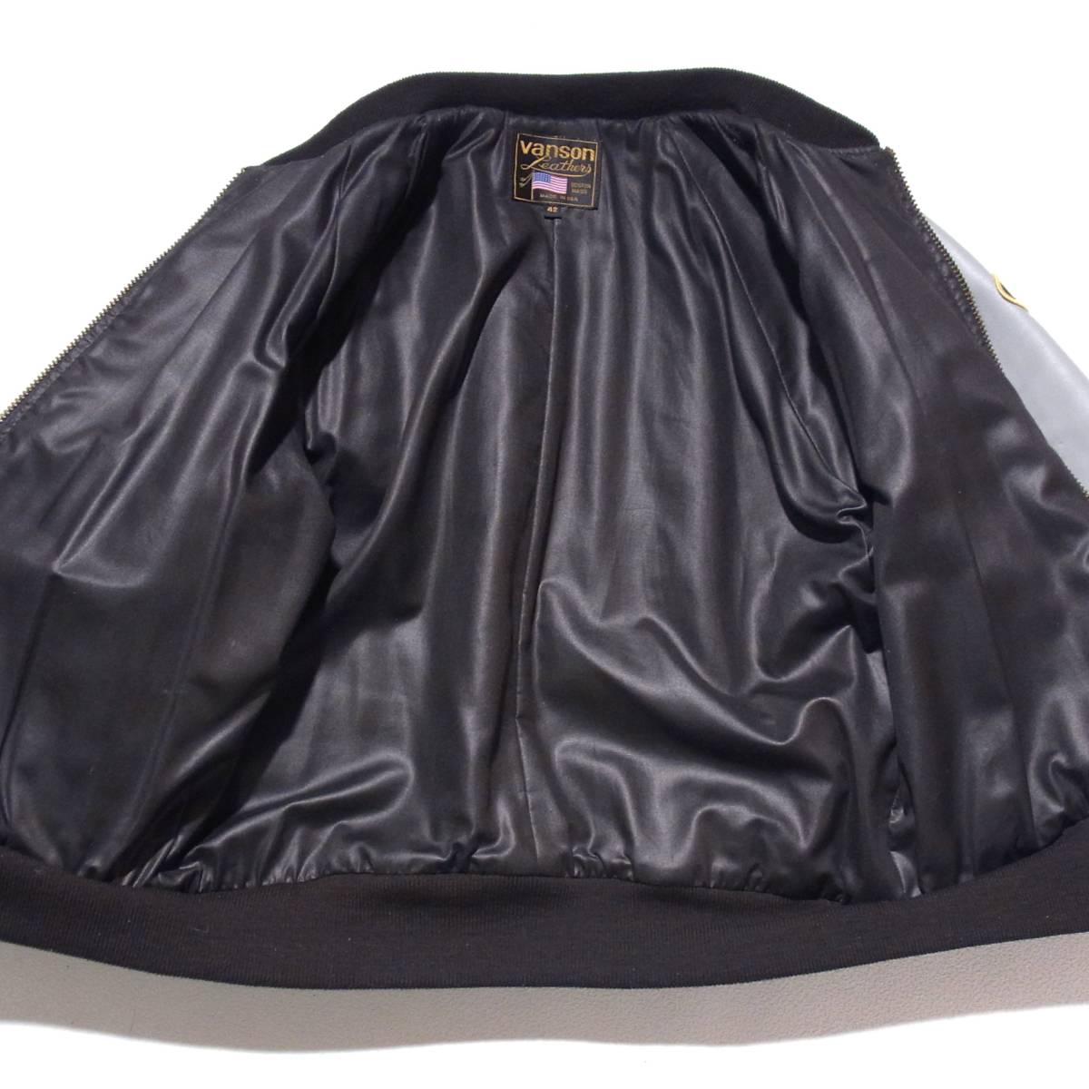 美品VANSON【バンソンTJV42レザースタジャン】クールなネイビーXグレー 