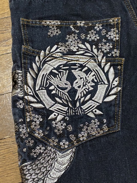 華鳥風月×流儀(かちょうふうげつ×りゅうぎ) デニムジーンズ 龍虎 刺繍 和柄 W32 ブルー メンズ /004 ジーンズ 龍 かちょうふうげつ 流儀圧搾×華 狼 0