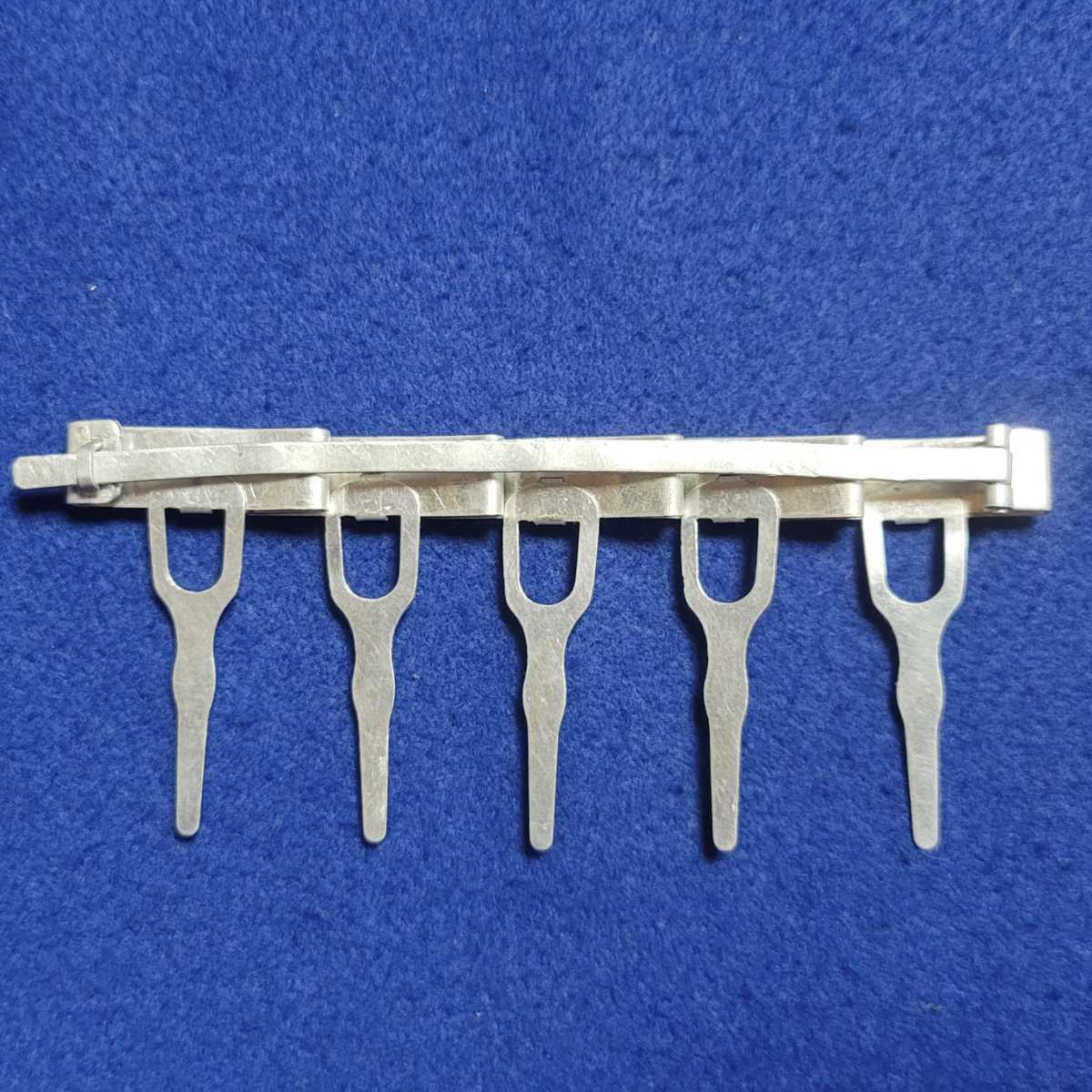 h1010680324.4
