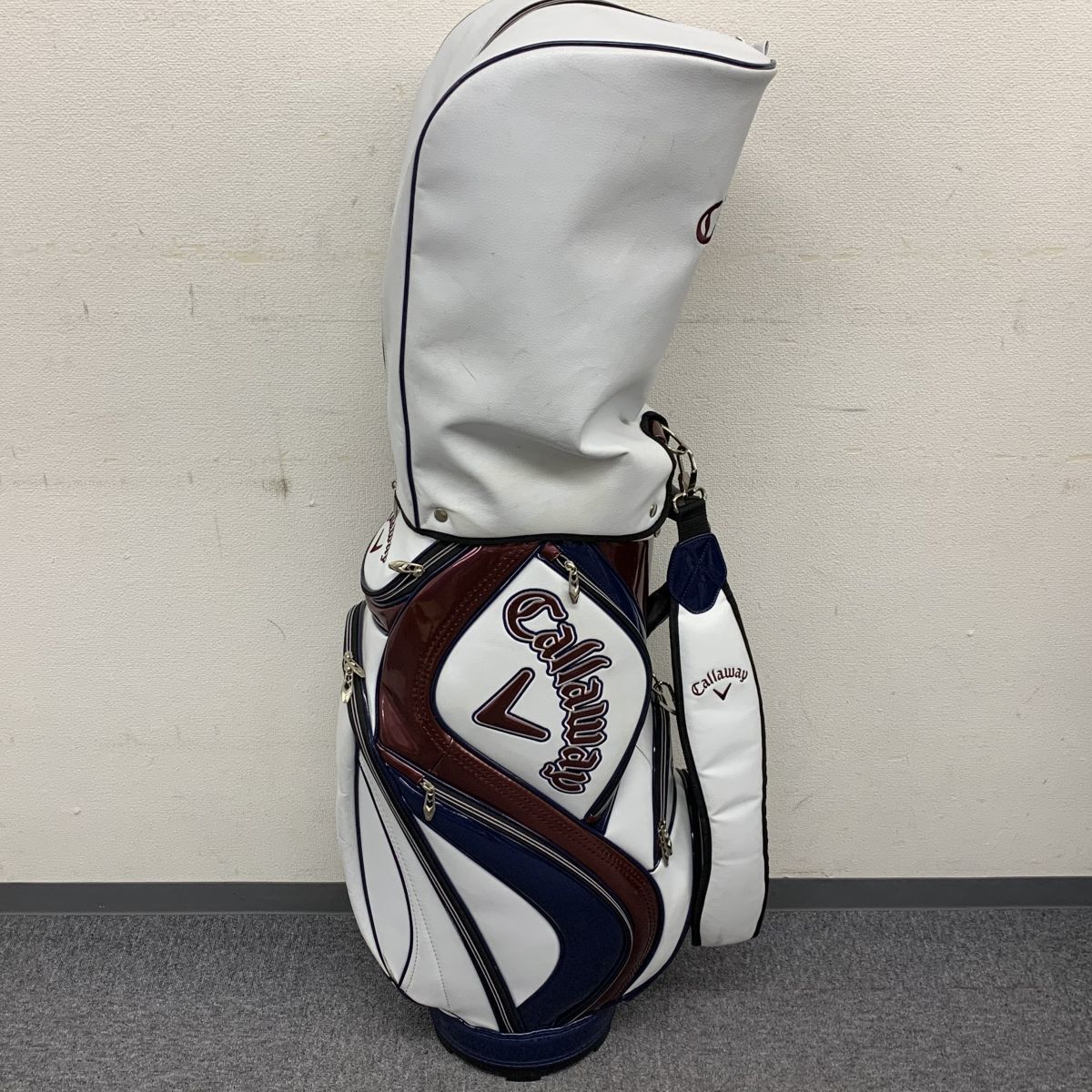G834-I34-90 Callaway キャロウェイ キャディバック 白 赤 ゴルフ