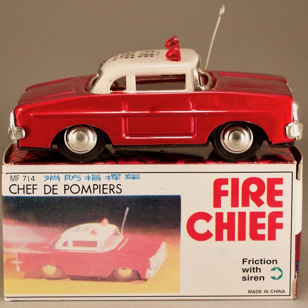 ブリキ FIRE CHIEF 消防指令車 MF 714 フリクション 【公式通販】