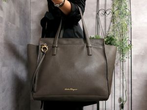 Salvatore Ferragamo トートバッグ レザーのYahoo!オークション(旧