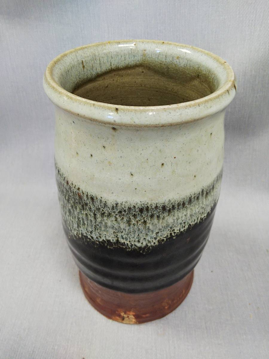4438 益子窯　木村一郎 造　三彩壷　高さ19.7cm 陶印有　共箱　送料無料 4438 益子窯 木村一郎 造 三彩壷 高さ19.7cm 陶印有 共箱 送料無料