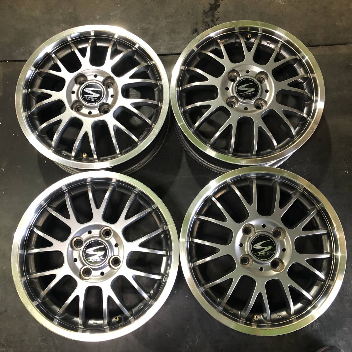 エスホールド S-HOLD 14インチ 4H 14インチ×5J＋45 BADX PCD100