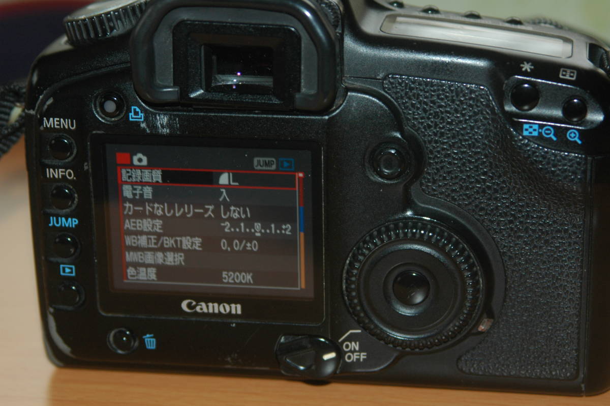 Canon EOS 5D（初代）ボディ＋バッテリーグリップ（BG-E4）_6