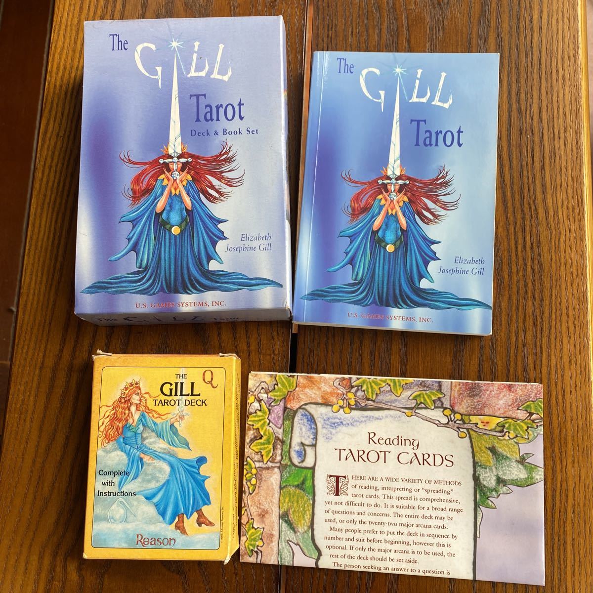 タロットカード The Gill Tarot 英語の解説ブック付 タロット 売買されたオークション情報 Yahooの商品情報をアーカイブ公開 オークファン Aucfan Com