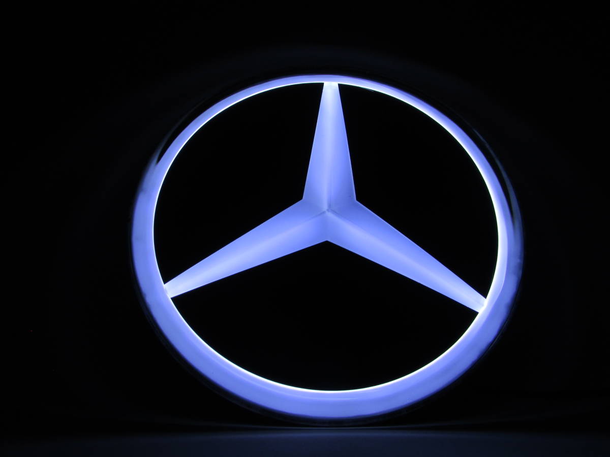 Mercedes Benz メルセデス ベンツ グリルエンブレム LED 現行 鏡面 