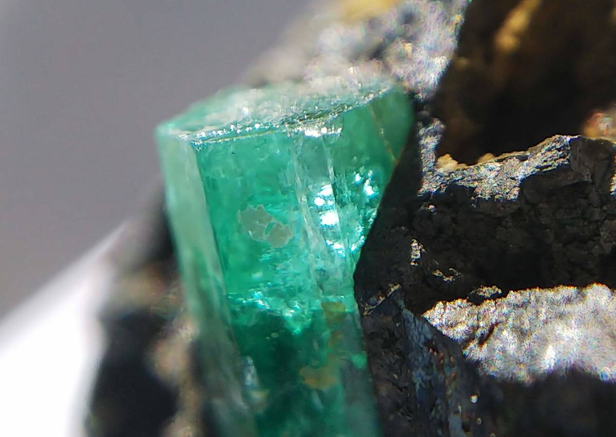 緑柱石 天然エメラルド鉱物 エメラルド 天然石 原石 エメラルド 原石