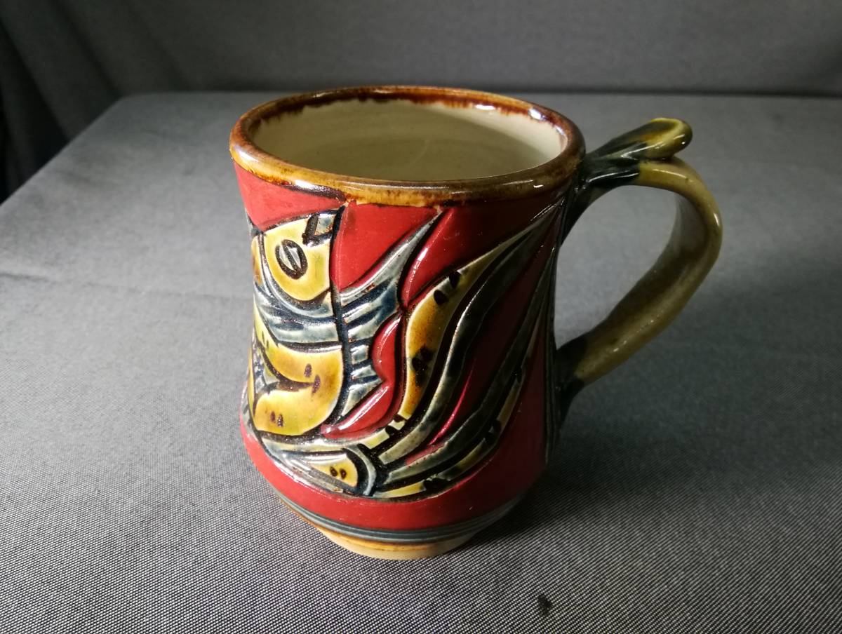 壺屋焼 新垣勲 zakka 魚文 towi store 魚紋花瓶 – 茶道具『琉球壺屋焼