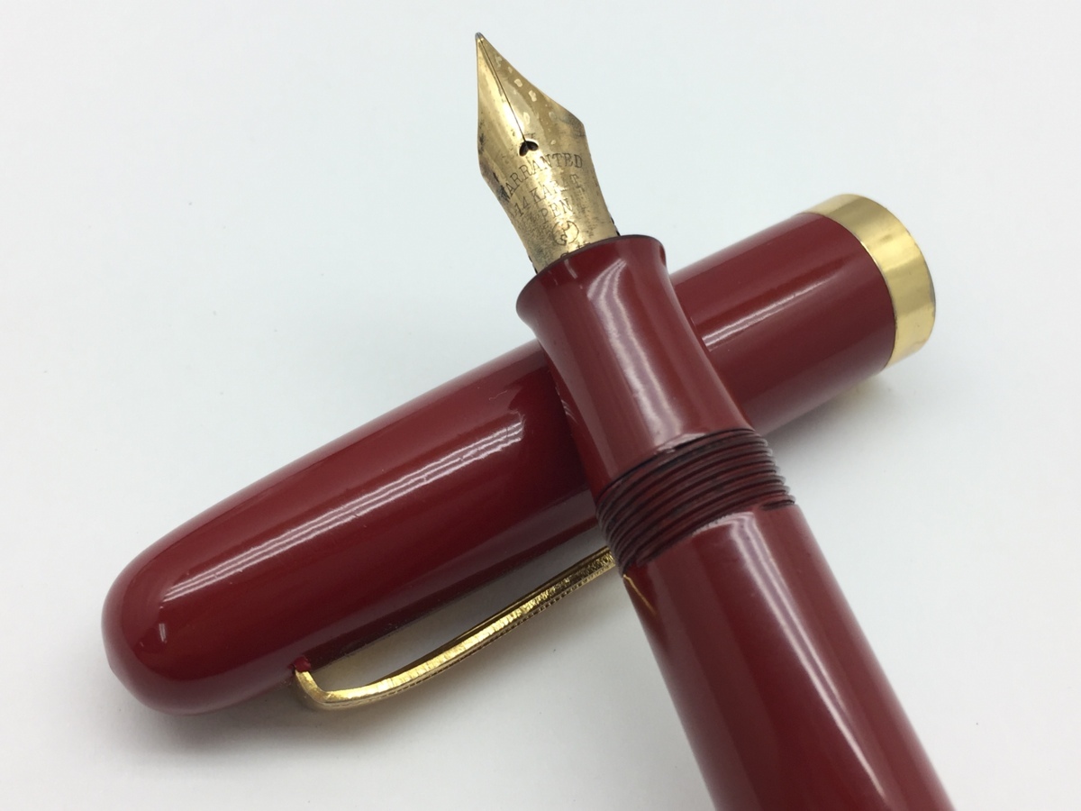 11W6072】 万年筆 WARRANTED ペン先14KARAT ボルドー×ゴールド