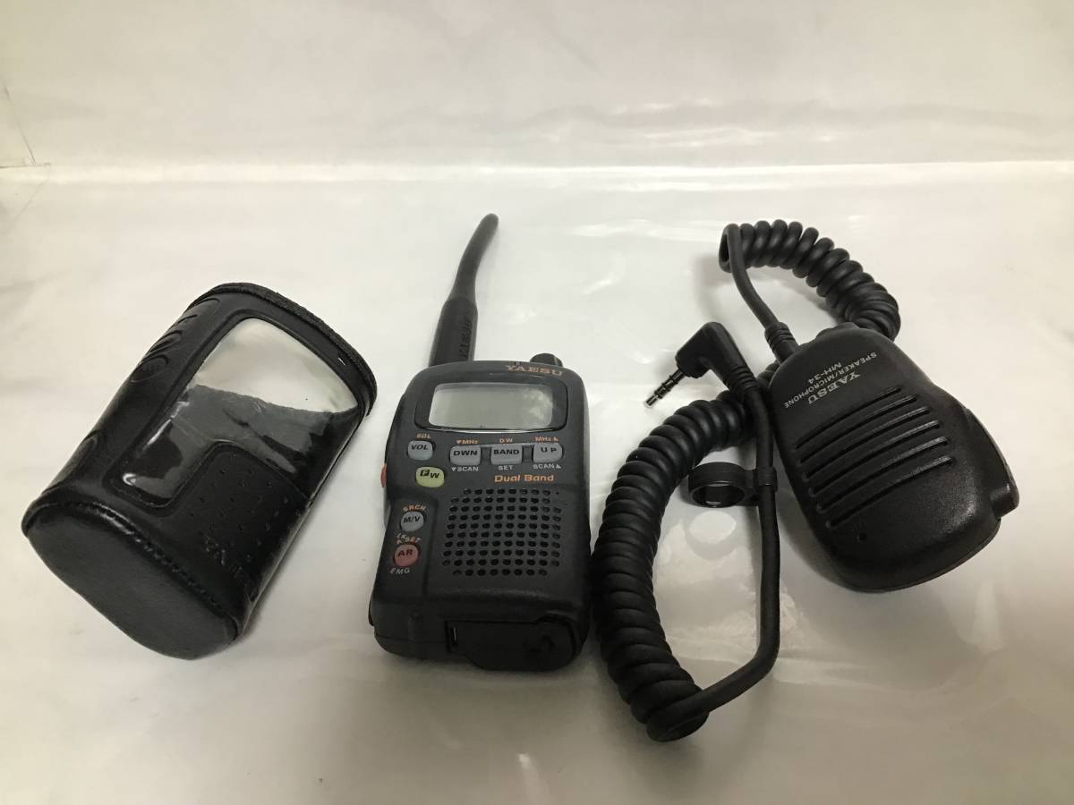 YAESU VX-1 トランシーバー デュアルバンド T116109159 オン