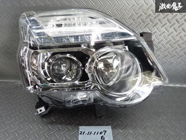 日産 エクストレイル T31 HIDヘッドライト左右セット 純正コーティング