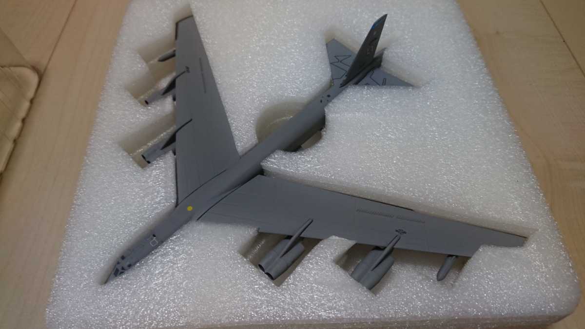 herpa 1/200 B-52H ストラトフォートレス アメリカ空軍 第2爆撃航空団