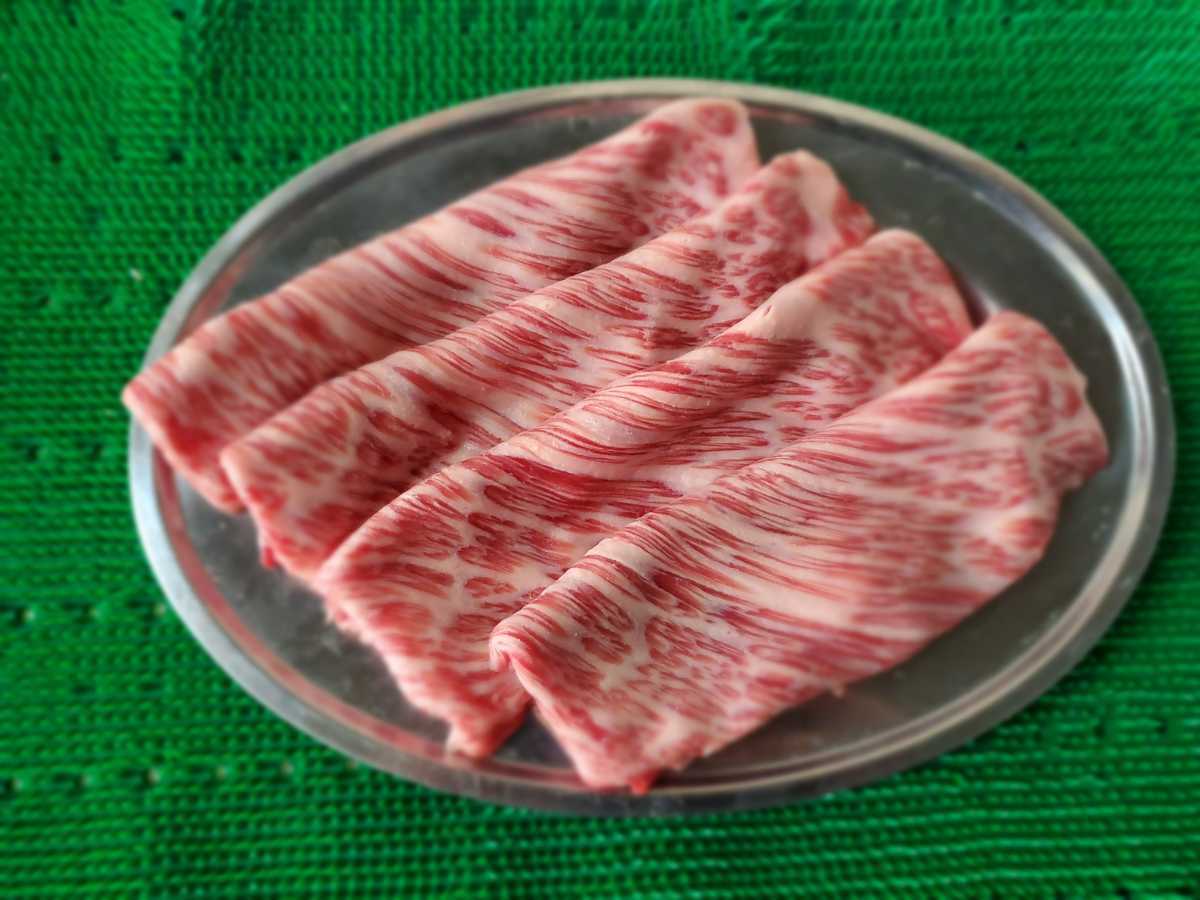 【和王】黒毛和牛クラシタすき焼き用 500gｘ２P（１kg）