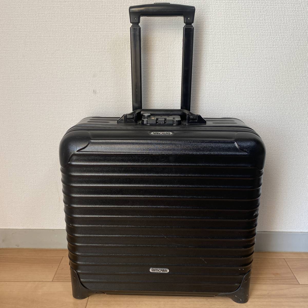 RIMOWA】機内持ち込みサイズ 2輪 サルサ ブラック 【公式通販】