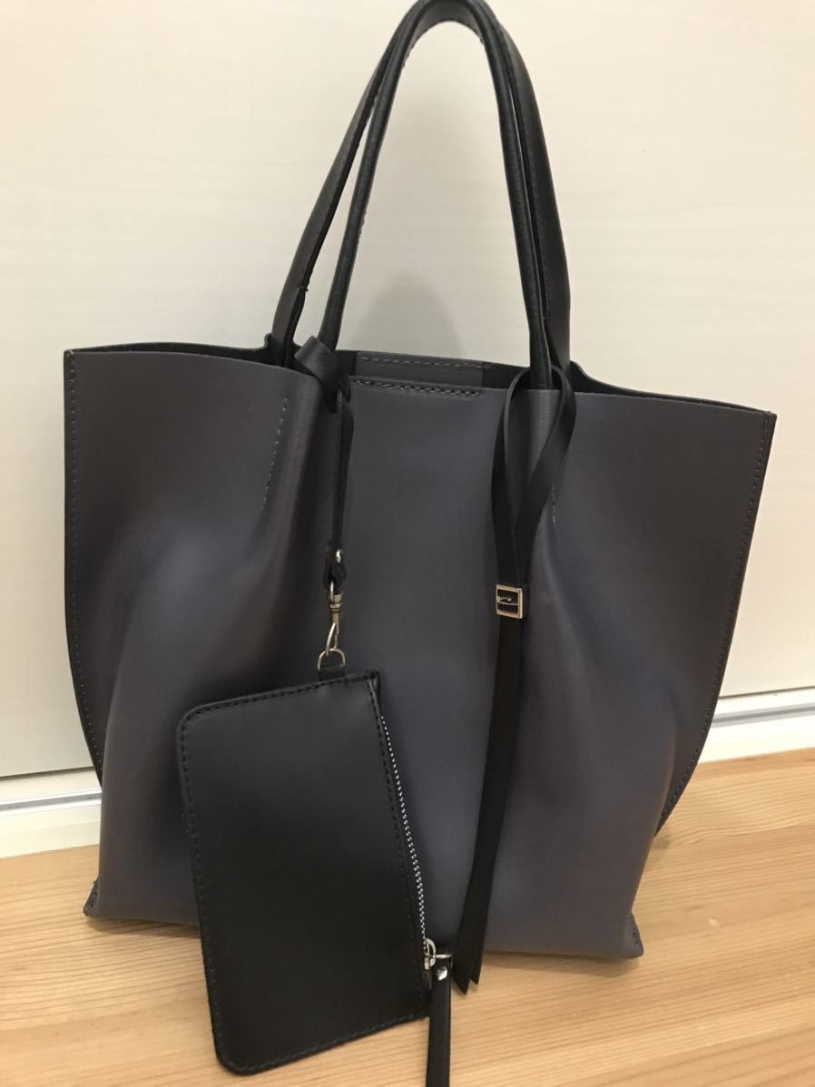 全国無料，正規品 GIANNI CHIARINI レザーバック グレートートバッグ イタリア製 レザートートバッグ(牛革)｜売買されたオークション情報、yahooの商品情報をアーカイブ公開 - オークファン 牛革