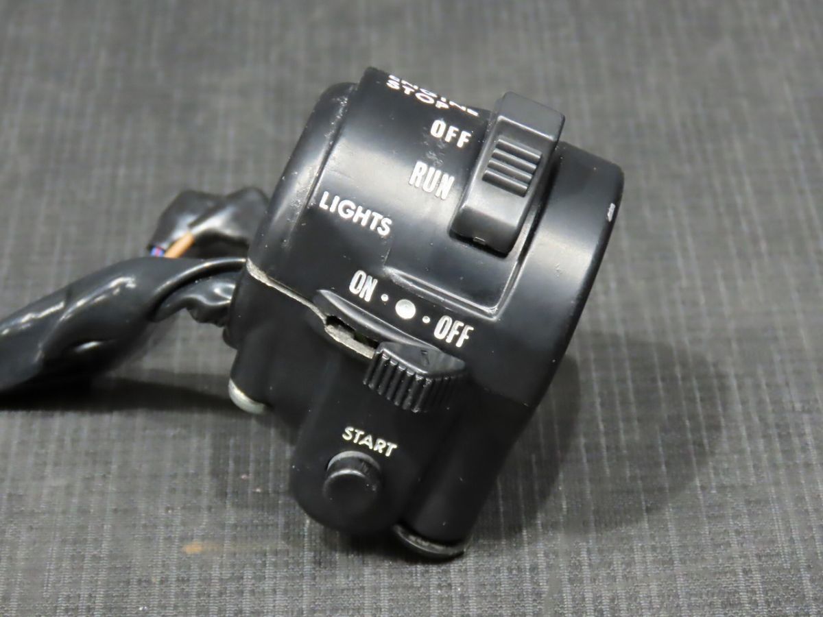 1985年 GPZ250 C3 EX250C 右ハンドルスイッチ【060】 GPZ250-B-014 2026年最新Yahoo!オークション -カワサキ 右 -「カワサキ Yahoo!オークション スイッチボックス