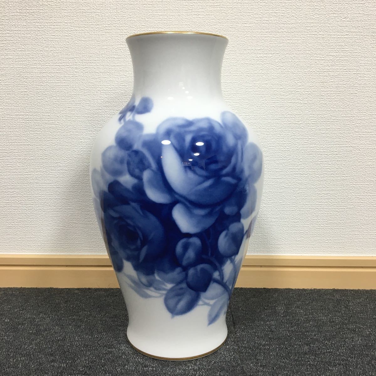 花瓶 大倉陶園 花器 OKURA フラワーベース 花入 壺 金彩 ブルーローズ