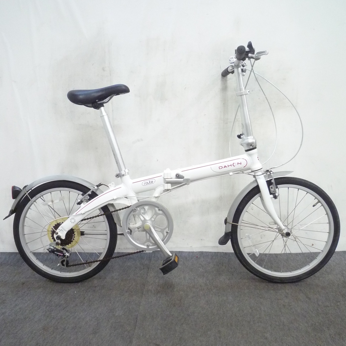 DAHON 20インチ 折りたたみ自転車 7段変速 自転車本体 7速＋オマケ輪行