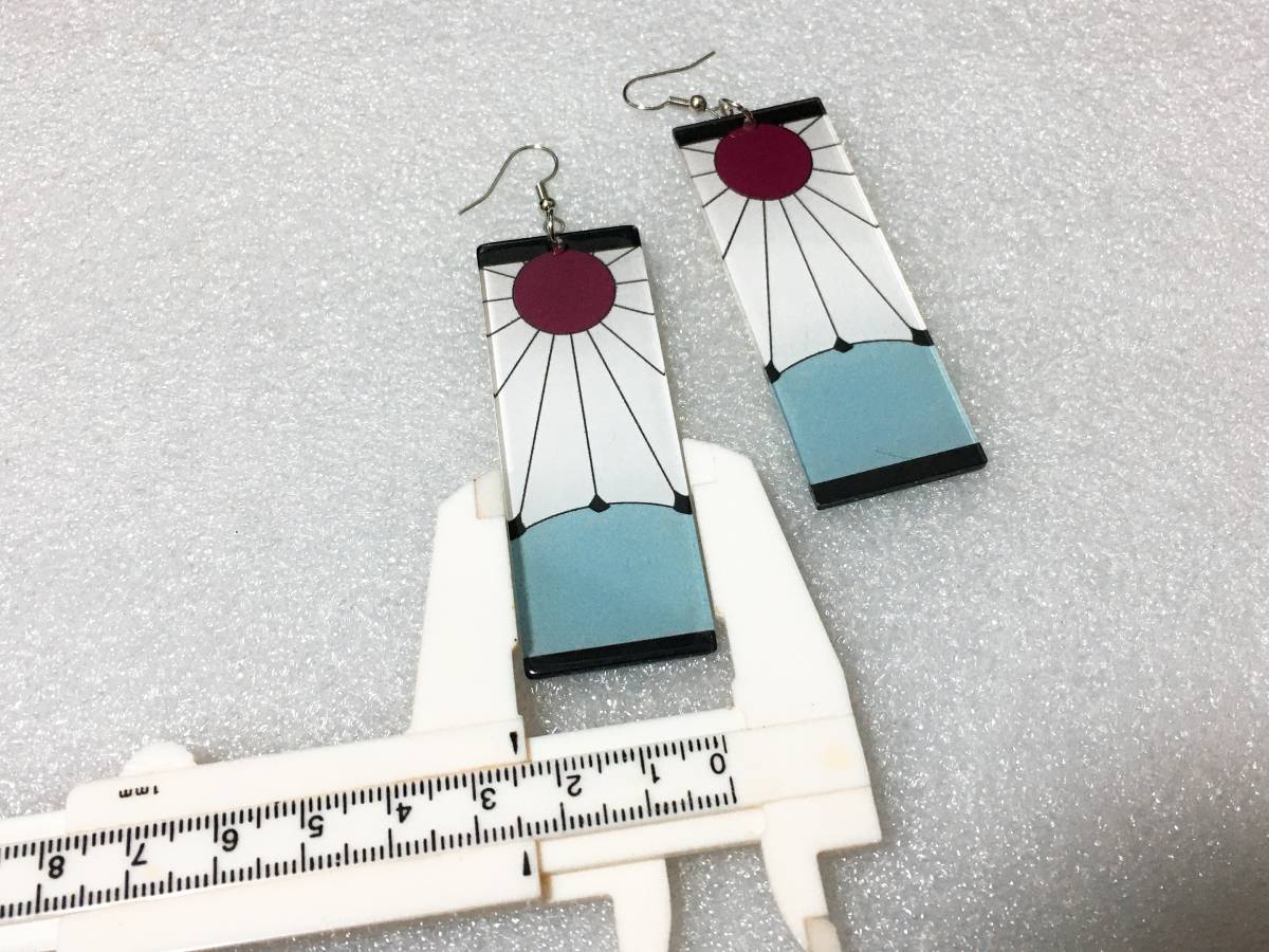 アニメ コスプレグッズ 鬼滅の刃 竈門炭治郎の花札みたいな耳飾り イヤリング ピアス アクセサリー 小物 売買されたオークション情報 Yahooの商品情報をアーカイブ公開 オークファン Aucfan Com