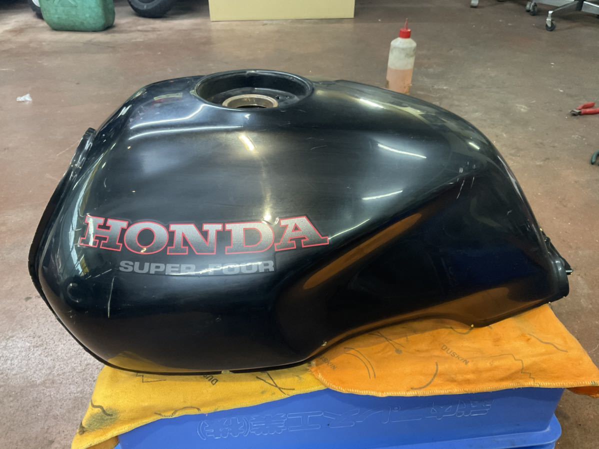 NC31 CB400SF ガソリンタンク 純正タンク ！！