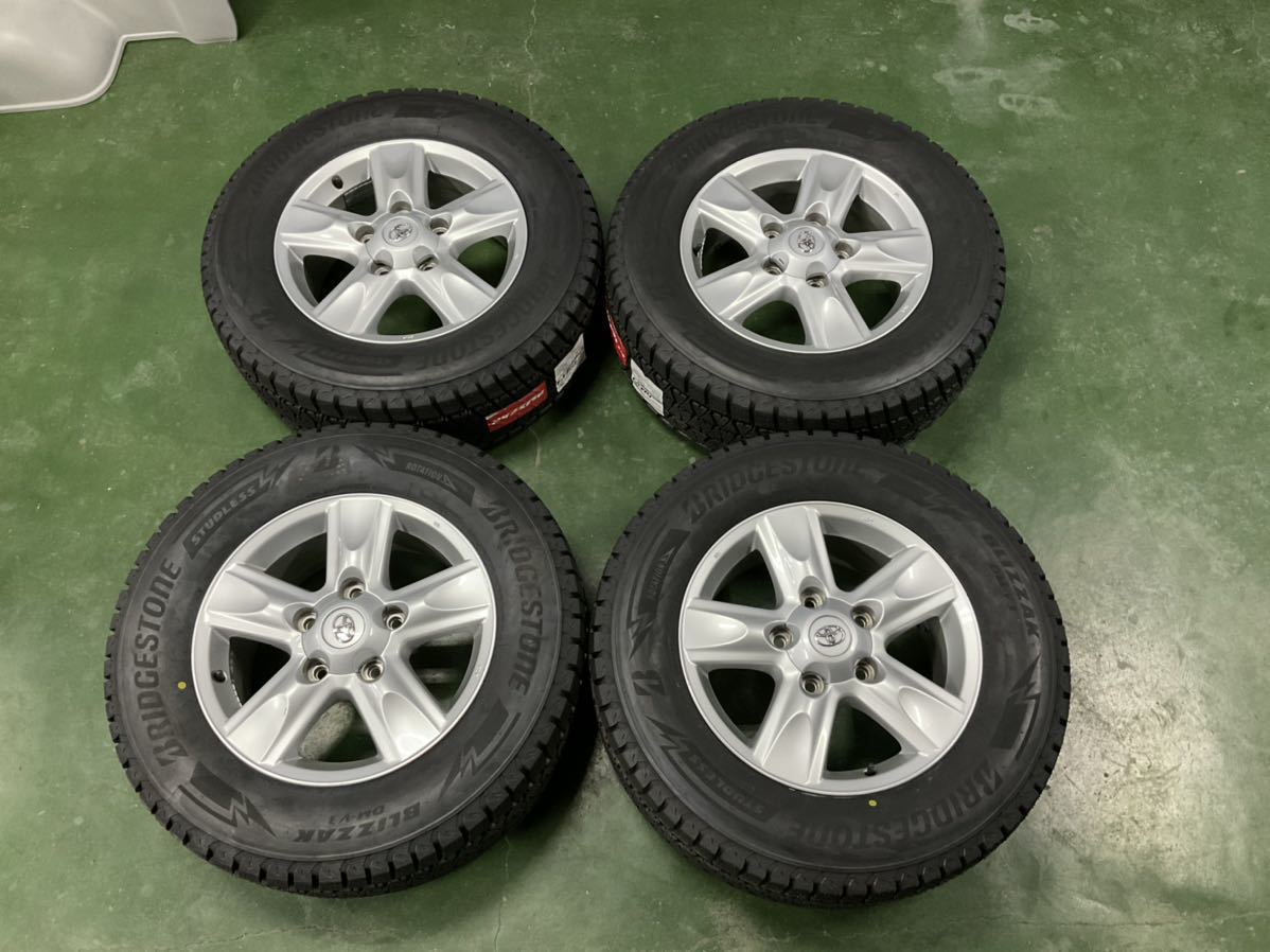 ランクル200 スタッドレスタイヤホイールセットBLIZZAK 18インチ トヨタ純正 200系ランクル LX570 18インチ スタッドレス タイヤ