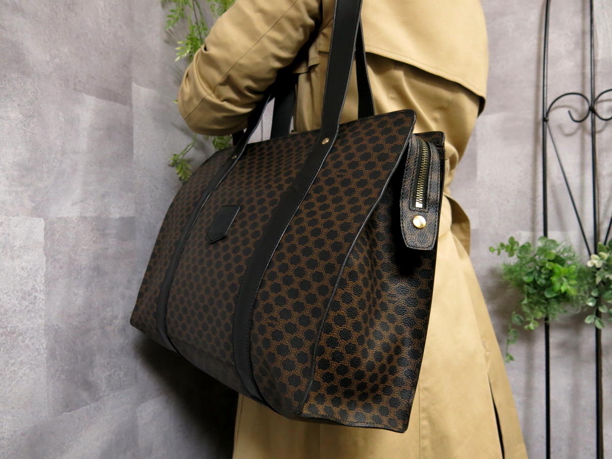 ○美品○CELINE オールド セリーヌ○マカダム○PVC レザー 本革 ○美品○CELINE オールド セリーヌ○マカダム○PVC レザー 本革