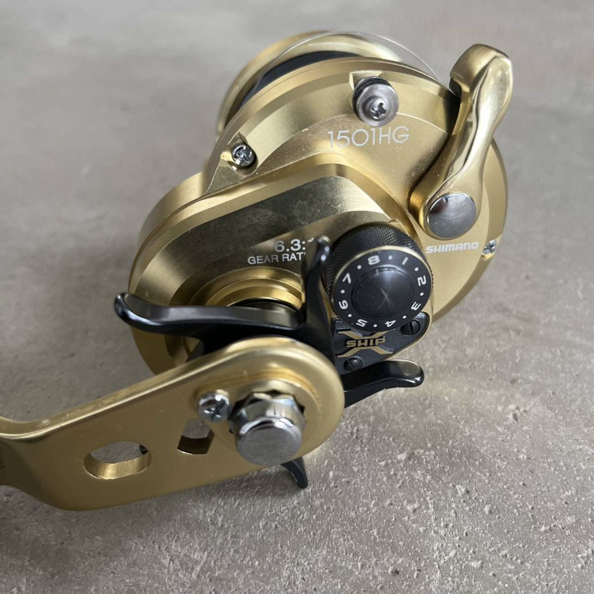 シマノ 12オシアジガー1501HG 左ハンドル 未使用に近い】シマノ 14