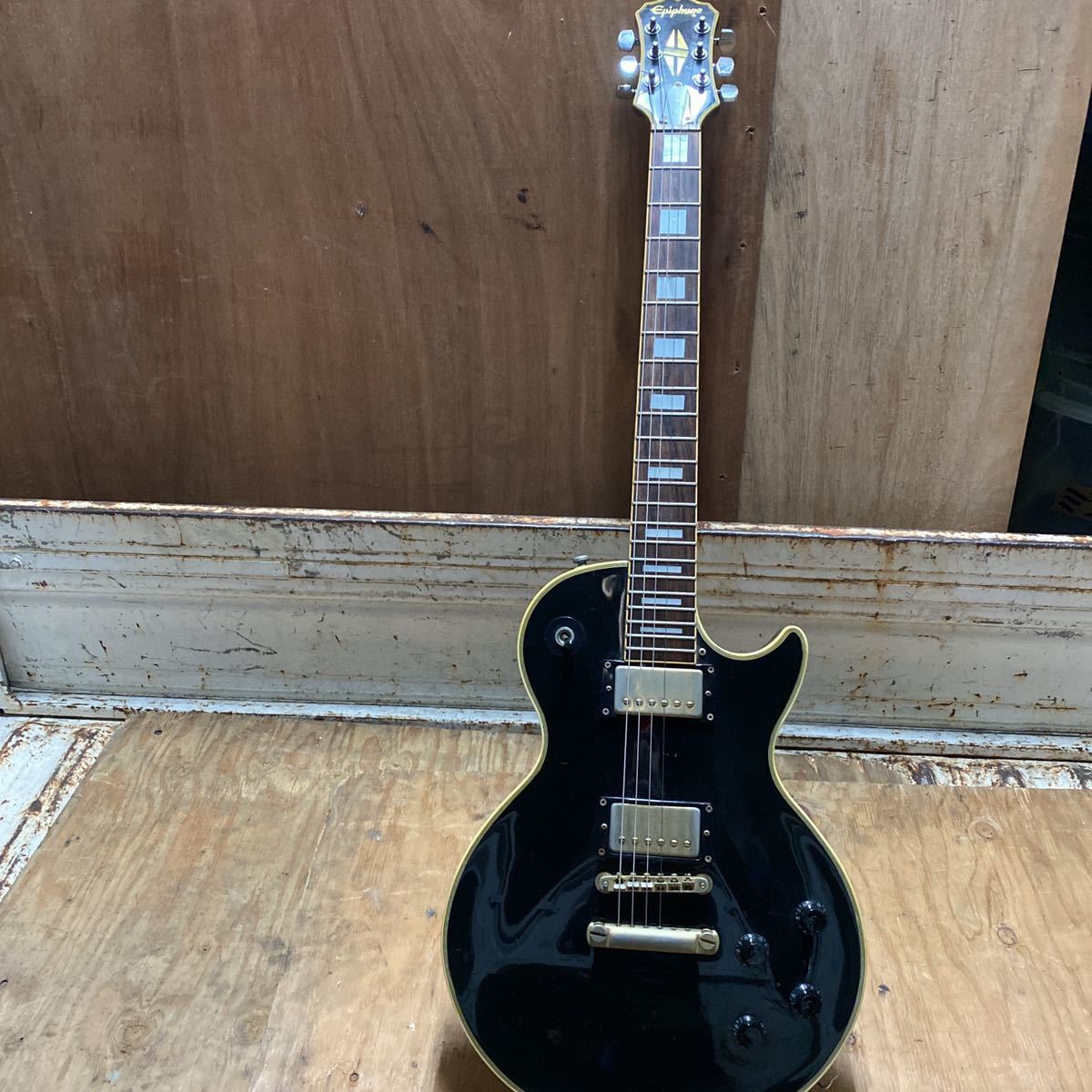 ☆レア☆GIBSON☆生産完了品☆EPIPHONE JAPAN LES PAUL CUSTOM☆GIBSON