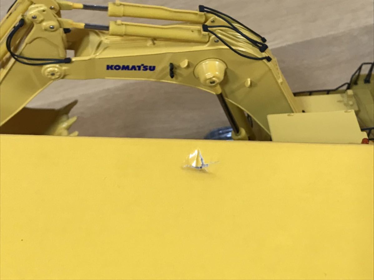 送料無料 KOMATSU コマツ PC2000-8 1/50 油圧ショベル バックホー 全長 